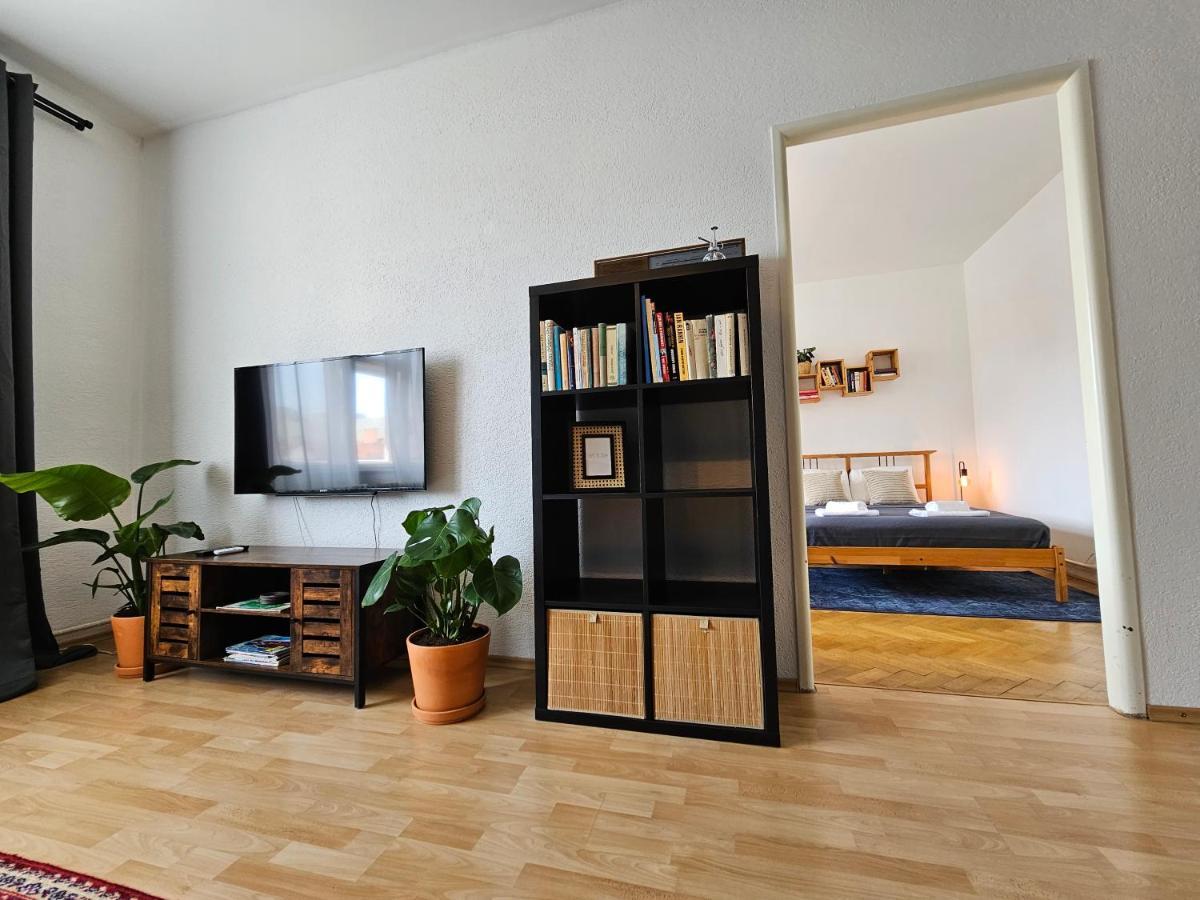 Stone Square Apartment Братислава Екстер'єр фото