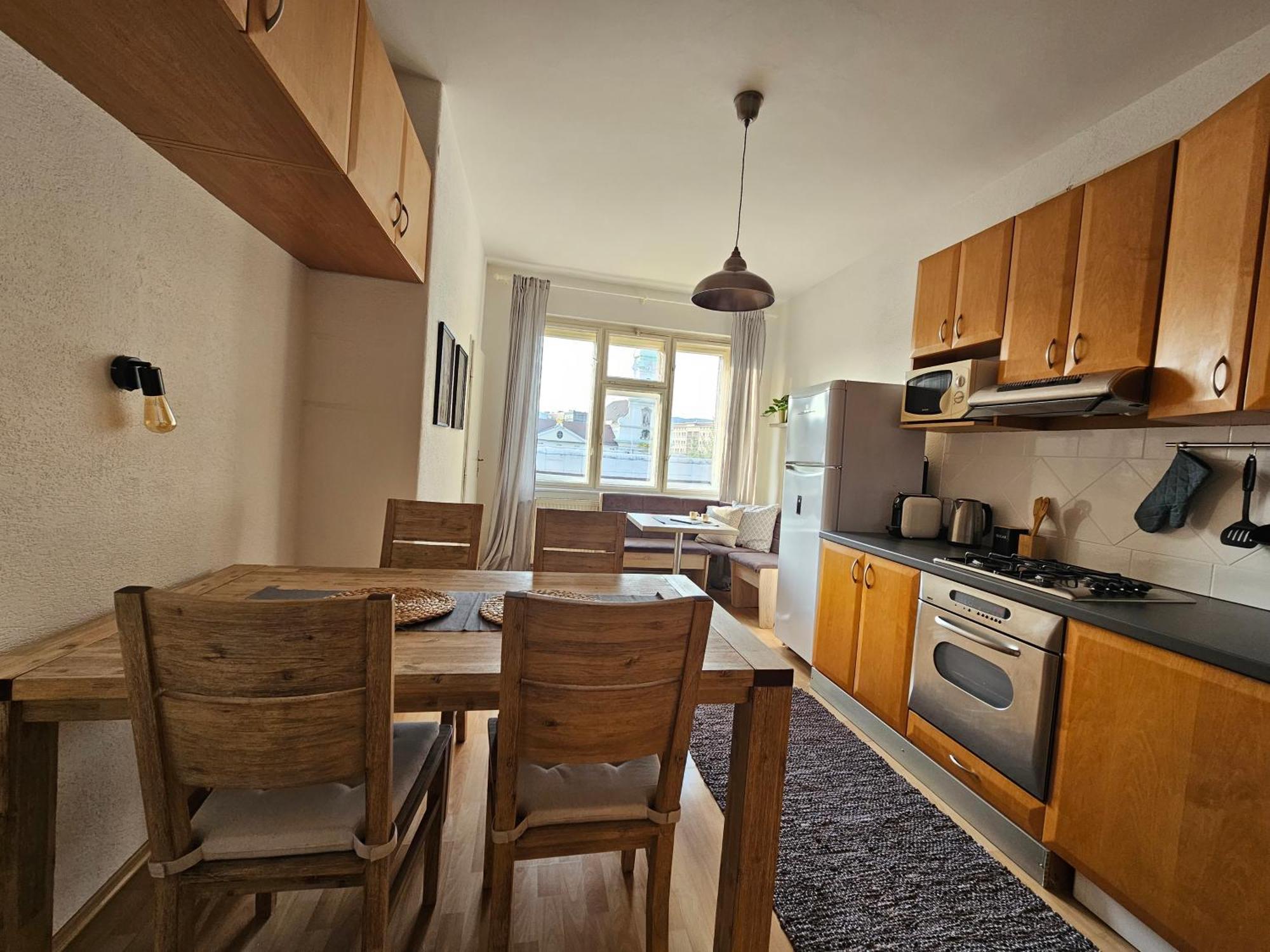 Stone Square Apartment Братислава Екстер'єр фото