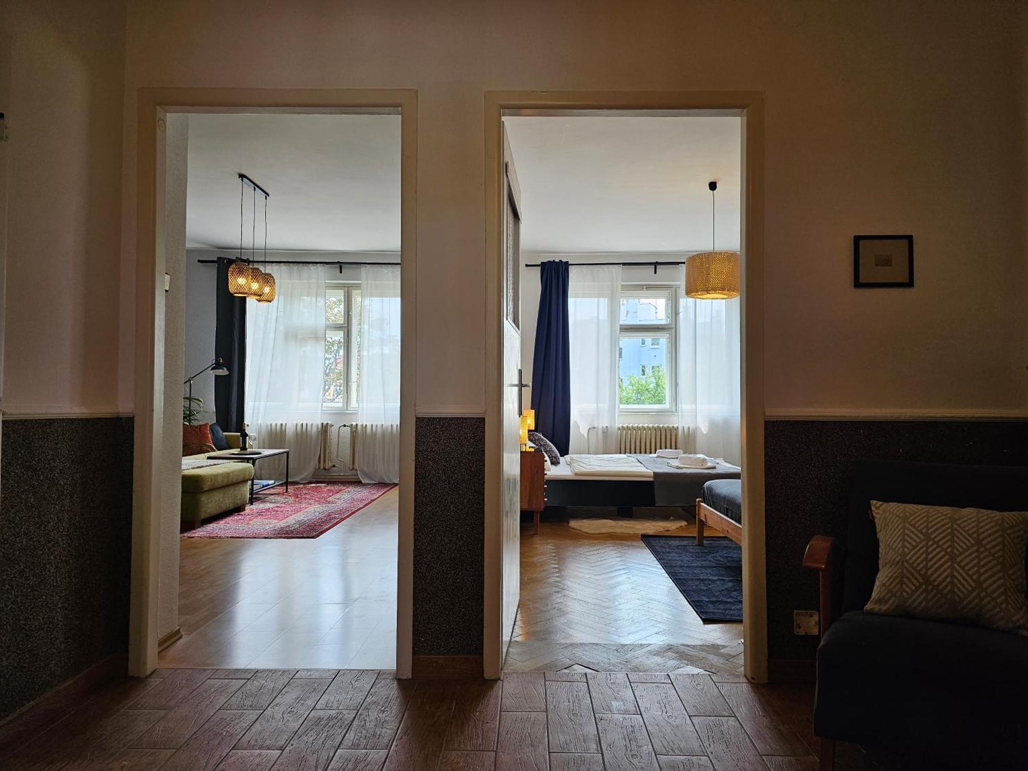 Stone Square Apartment Братислава Екстер'єр фото