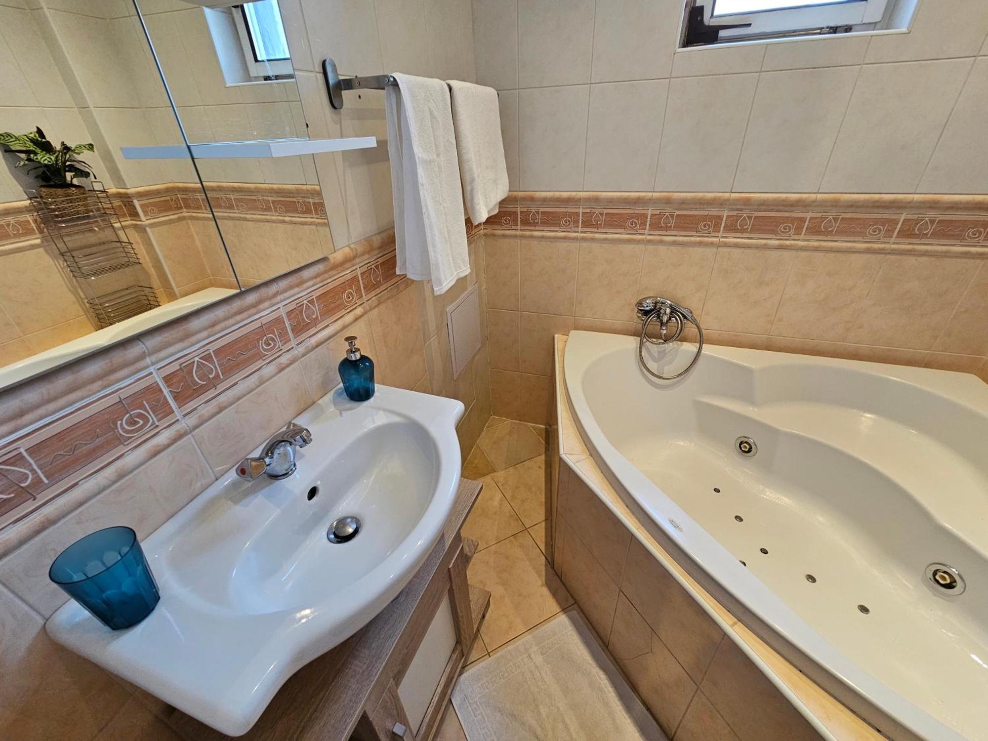 Stone Square Apartment Братислава Екстер'єр фото